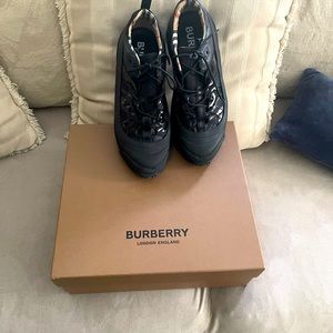 Burberry Mens Low Top Sneaker